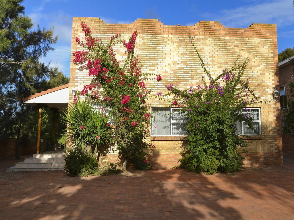 Sundune Guest House Colchester Buitenkant foto